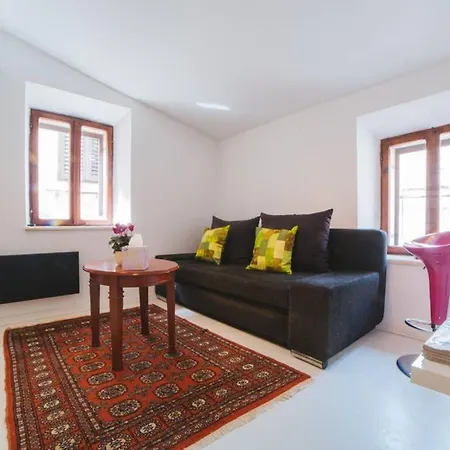 Holiday home Boutique Old Town House Karkovich
