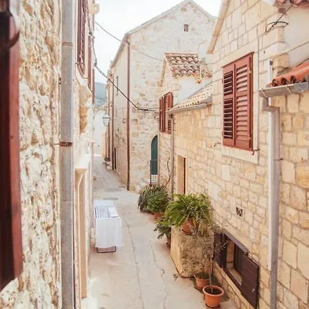 Сasa de vacaciones Boutique Old Town House Karkovich *