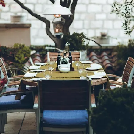 Boutique Old Town House Karkovich Дом отдыха