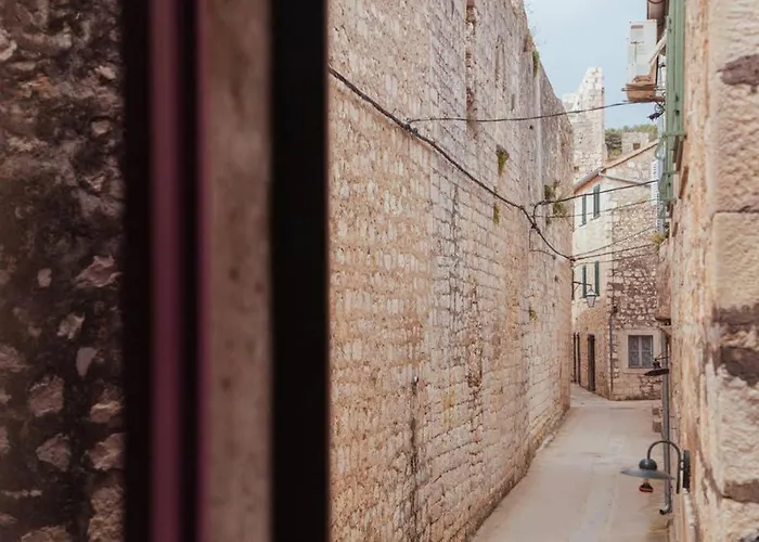 Casa de Férias Boutique Old Town House Karkovich