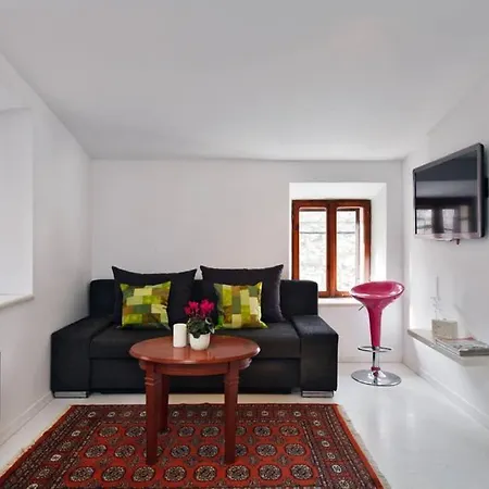 度假居 Boutique Old Town House Karkovich