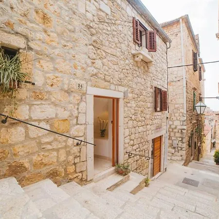 Boutique Old Town House Karkovich