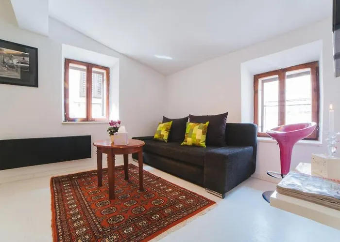 Holiday home Boutique Old Town House Karkovich