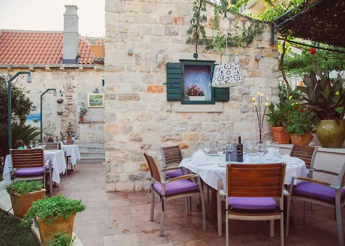 Boutique Old Town House Karkovich * Hvar Town